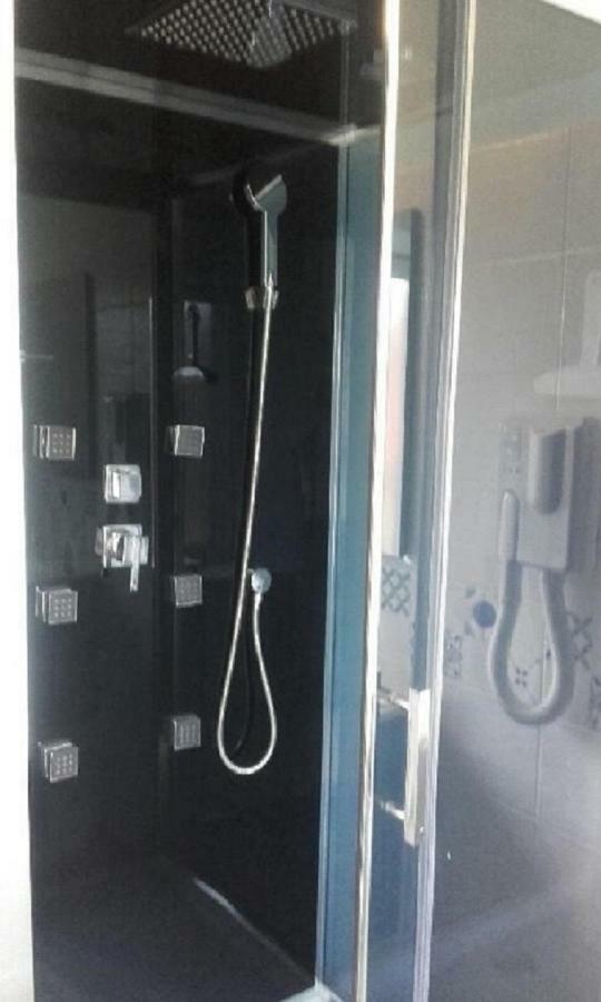 Aux Genets De Josephine Apartment Fournols Luaran gambar